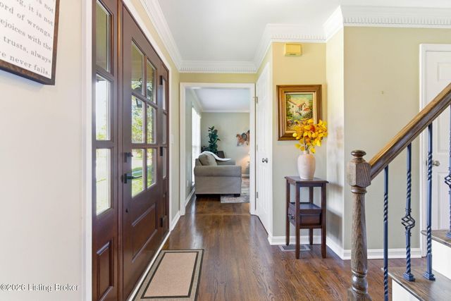 12603 Blackthorn Trace, Louisville, KY 40299