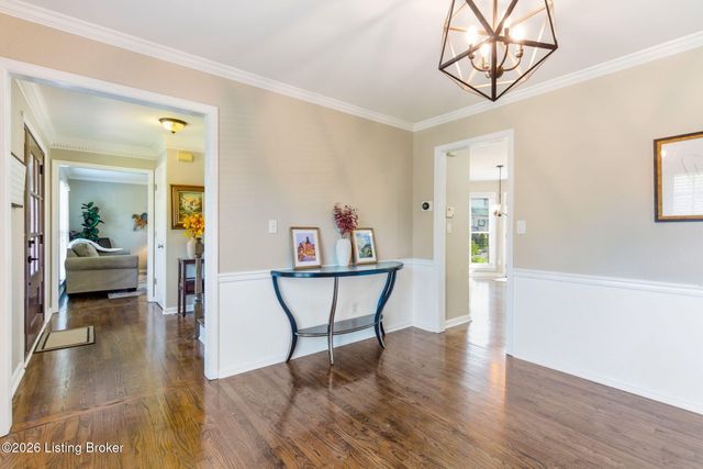 12603 Blackthorn Trace, Louisville, KY 40299