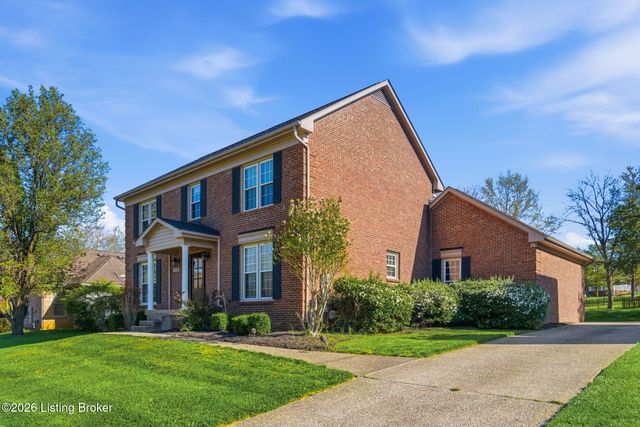 12603 Blackthorn Trace, Louisville, KY 40299