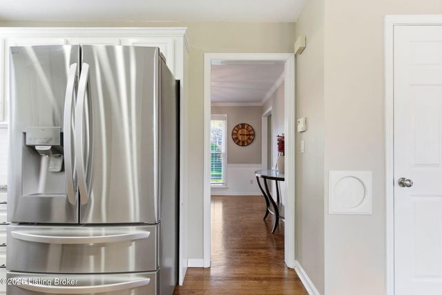 12603 Blackthorn Trace, Louisville, KY 40299