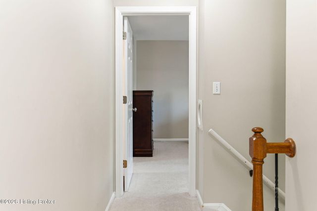 12603 Blackthorn Trace, Louisville, KY 40299