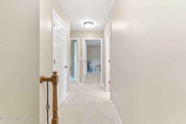 12603 Blackthorn Trace, Louisville, KY 40299