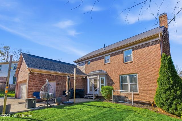 12603 Blackthorn Trace, Louisville, KY 40299