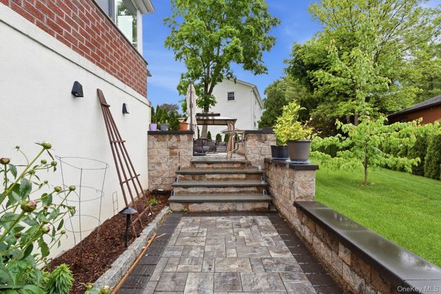 3 Baldwin Lane, Scarsdale, NY 10583