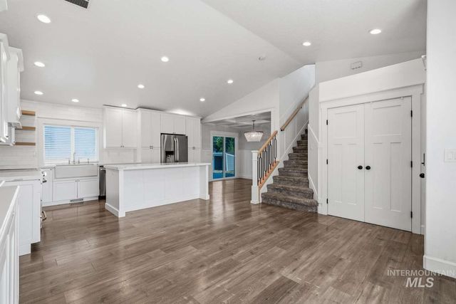 16789 N Wentworth Ln, Nampa, ID 83687