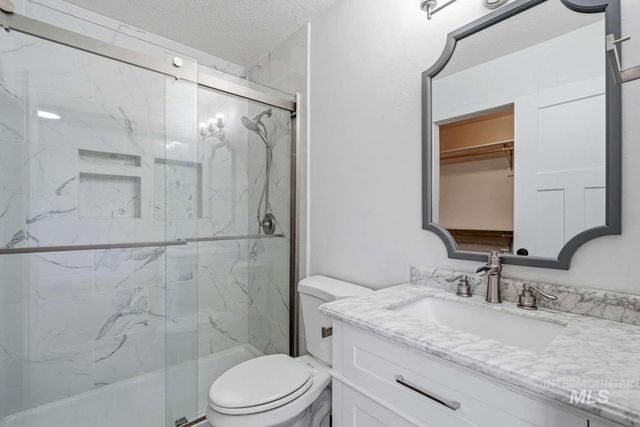 16789 N Wentworth Ln, Nampa, ID 83687