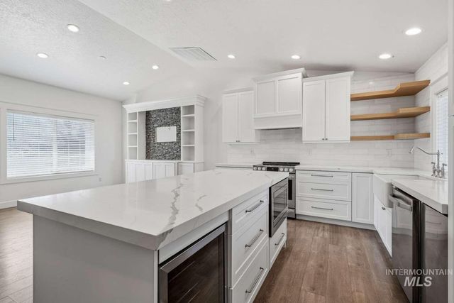 16789 N Wentworth Ln, Nampa, ID 83687