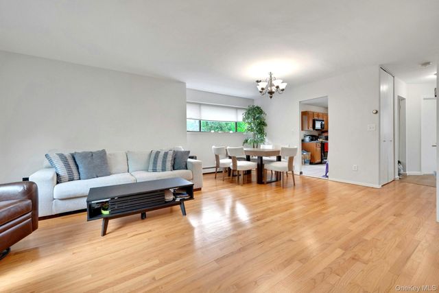 492 N Broadway 10, White Plains, NY 10603