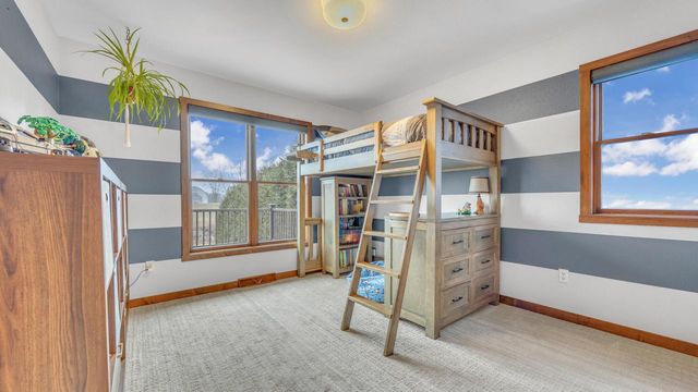 1515 Hummingbird LANE, Plymouth, WI 53073