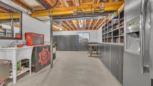 1515 Hummingbird LANE, Plymouth, WI 53073