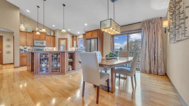 1515 Hummingbird LANE, Plymouth, WI 53073