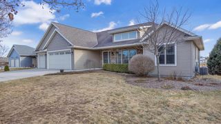 1515 Hummingbird LANE, Plymouth, WI 53073