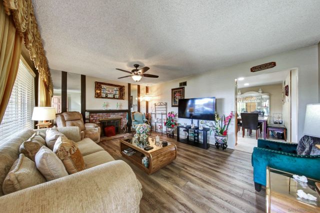 2574 Keen, San Diego, CA 92139