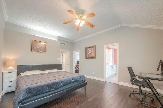 5439 Fern Park Drive, Kingwood, TX 77339