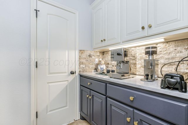 19150 SAGINAW Drive, Canyon, TX 79015