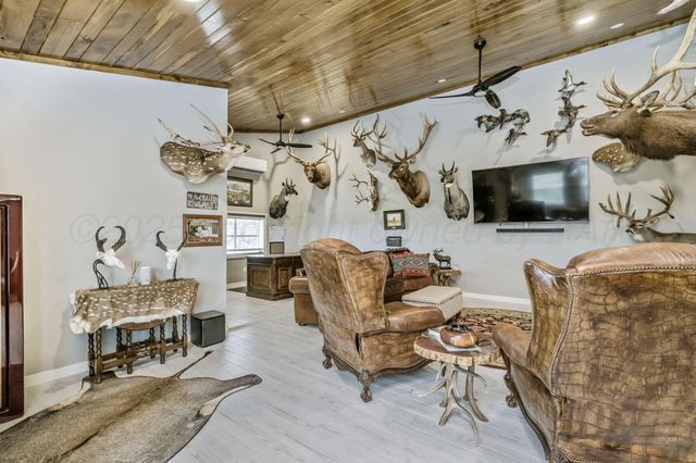 19150 SAGINAW Drive, Canyon, TX 79015