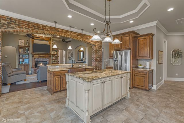 2104 Hollow Wood Way, Haughton, LA 71037