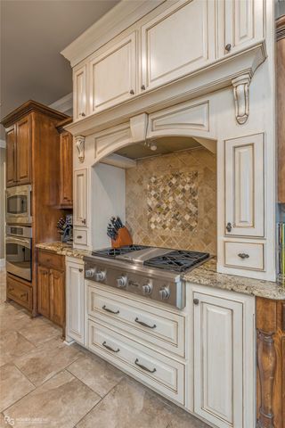 2104 Hollow Wood Way, Haughton, LA 71037