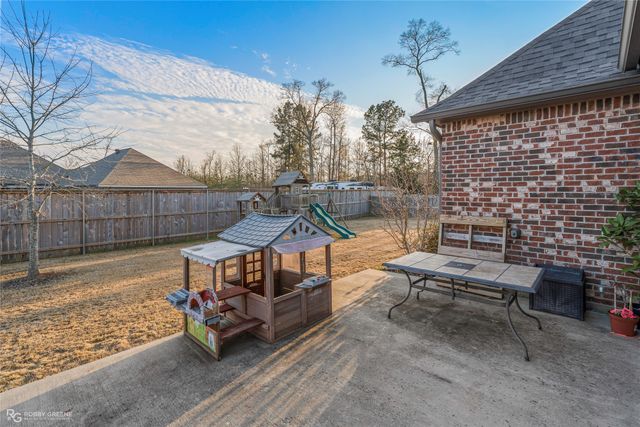 2104 Hollow Wood Way, Haughton, LA 71037