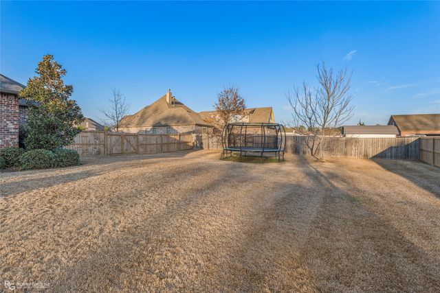 2104 Hollow Wood Way, Haughton, LA 71037