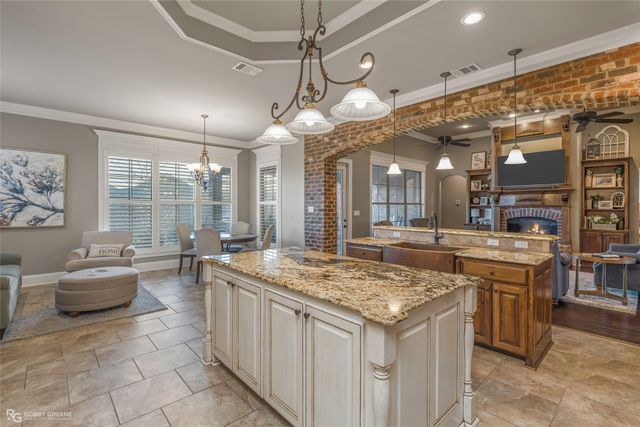 2104 Hollow Wood Way, Haughton, LA 71037