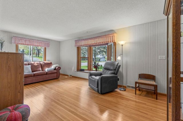 12838 188th Avenue NW, Elk River, MN 55330