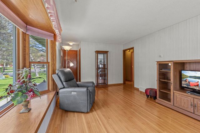 12838 188th Avenue NW, Elk River, MN 55330