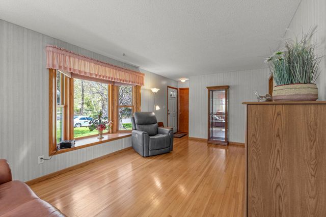 12838 188th Avenue NW, Elk River, MN 55330