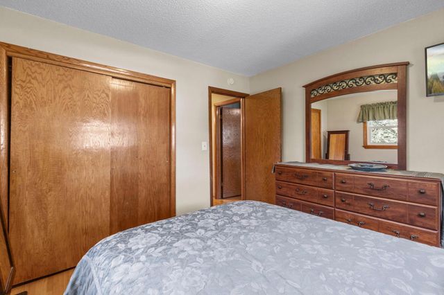 12838 188th Avenue NW, Elk River, MN 55330