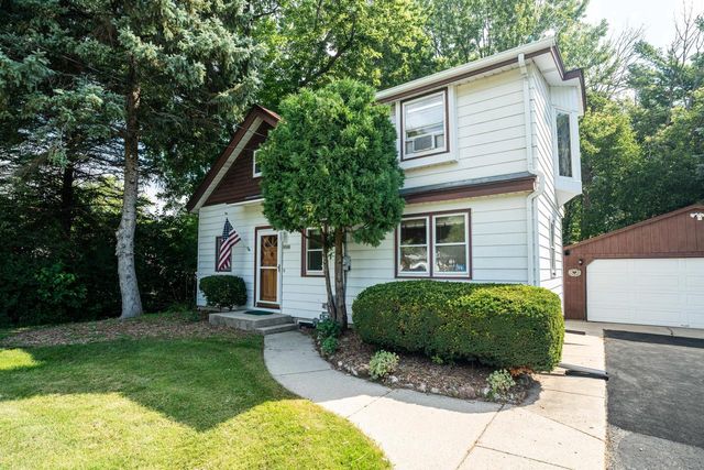 8548 N 68th STREET, Brown Deer, WI 53223