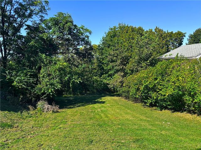 lot Sunset, West Mifflin, PA 15122