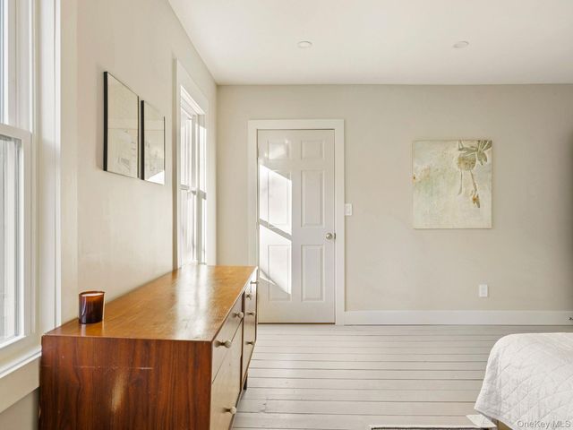 15 John Street, Rosendale, NY 12472