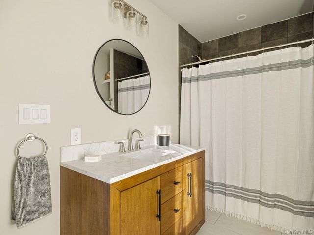 15 John Street, Rosendale, NY 12472