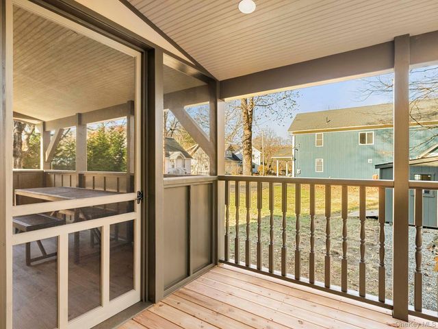 15 John Street, Rosendale, NY 12472