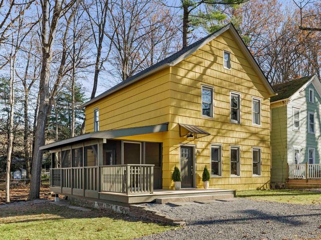 15 John Street, Rosendale, NY 12472