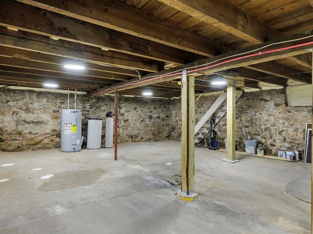 15 John Street, Rosendale, NY 12472