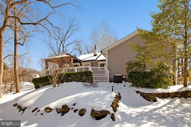 1930 SEVERN GROVE RD, Annapolis, MD 21401