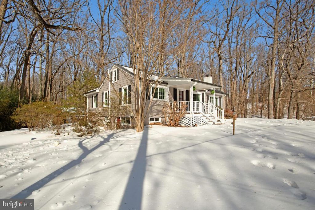 1930 SEVERN GROVE RD, Annapolis, MD 21401