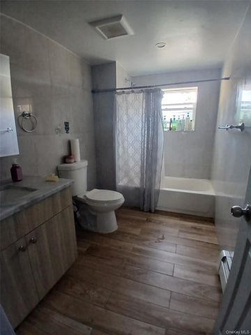 103 Monroe Avenue, Staten Island, NY 10301