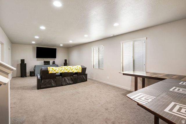 673 W DEEPDALE CT, Stansbury Park, UT 84074