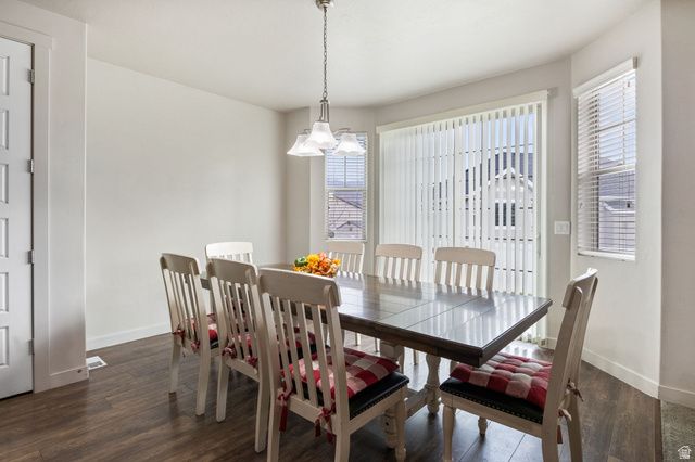 673 W DEEPDALE CT, Stansbury Park, UT 84074