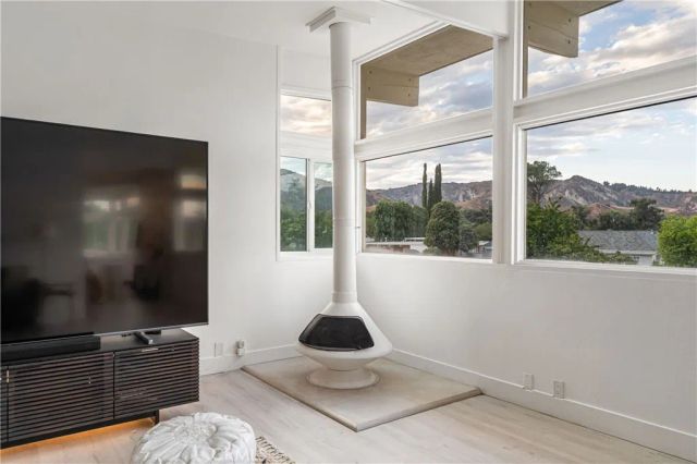 17042 Lisette, Granada Hills, CA 91344