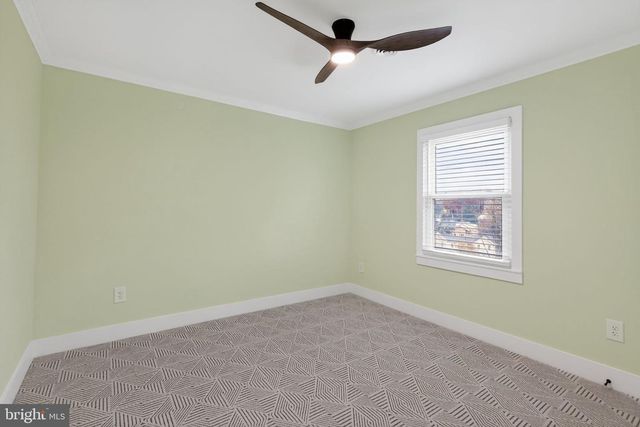 1943 S LOWELL ST, Arlington, VA 22204