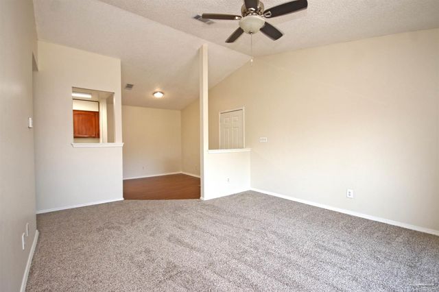 2303 W Michigan Ave F-5, Pensacola, FL 32526
