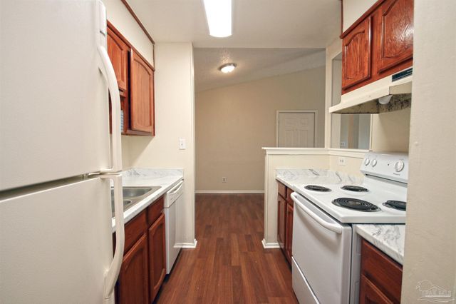 2303 W Michigan Ave F-5, Pensacola, FL 32526