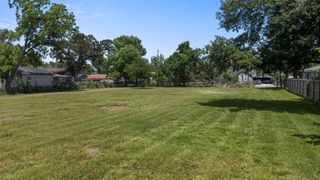 7821 Melrose Street, Houston, TX 77022