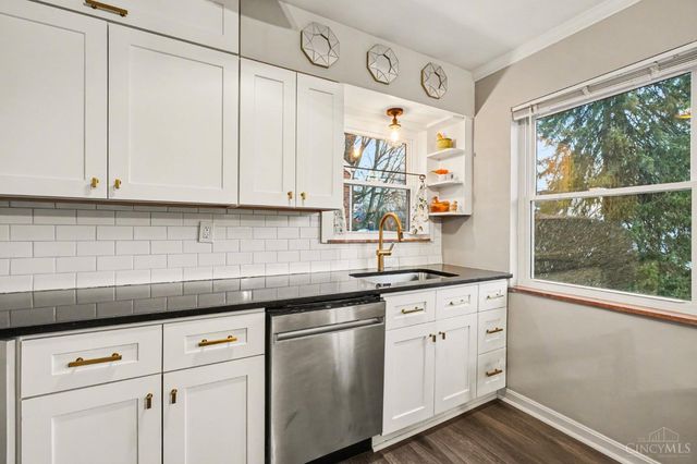 4304 Kugler Mill Road, Deer Park, OH 45236