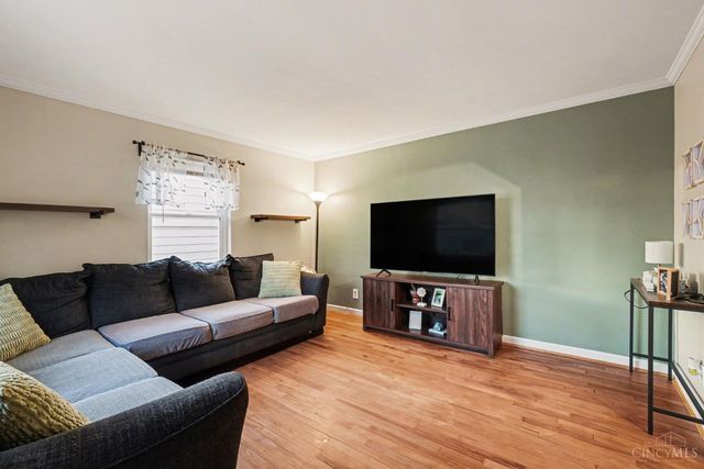 4304 Kugler Mill Road, Deer Park, OH 45236