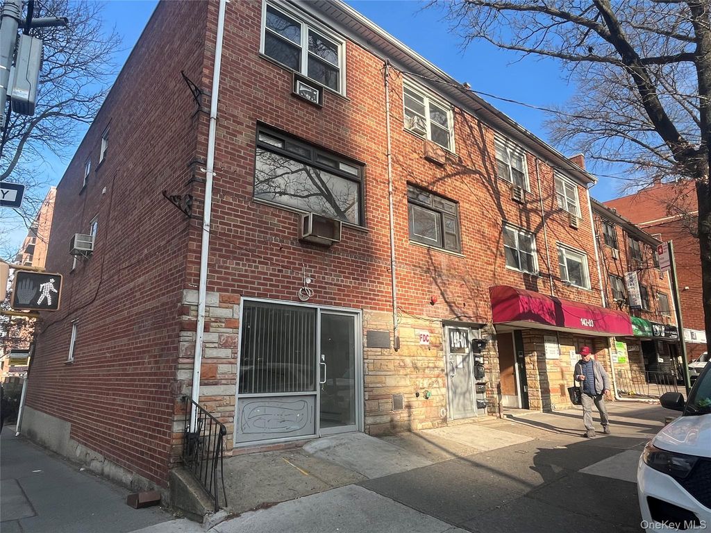 142-01 37th Avenue 3F, Flushing, NY 11354