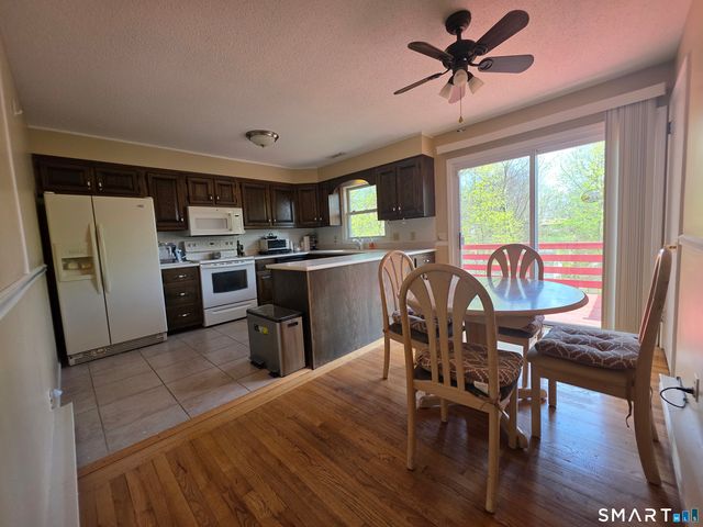 39 Charcoal Ridge Road East, New Fairfield, CT 06812